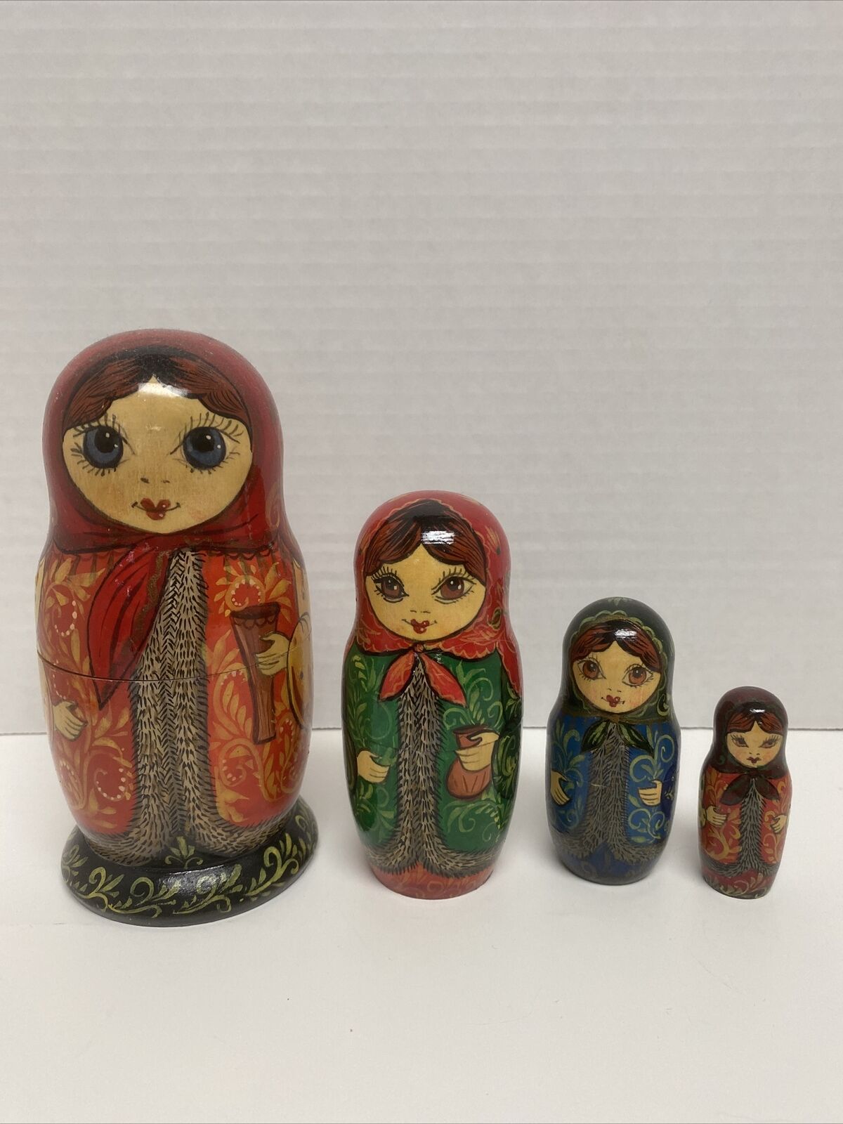 Vintage Colorful Matryoshka Russian Nesting Dolls. Set Of 4