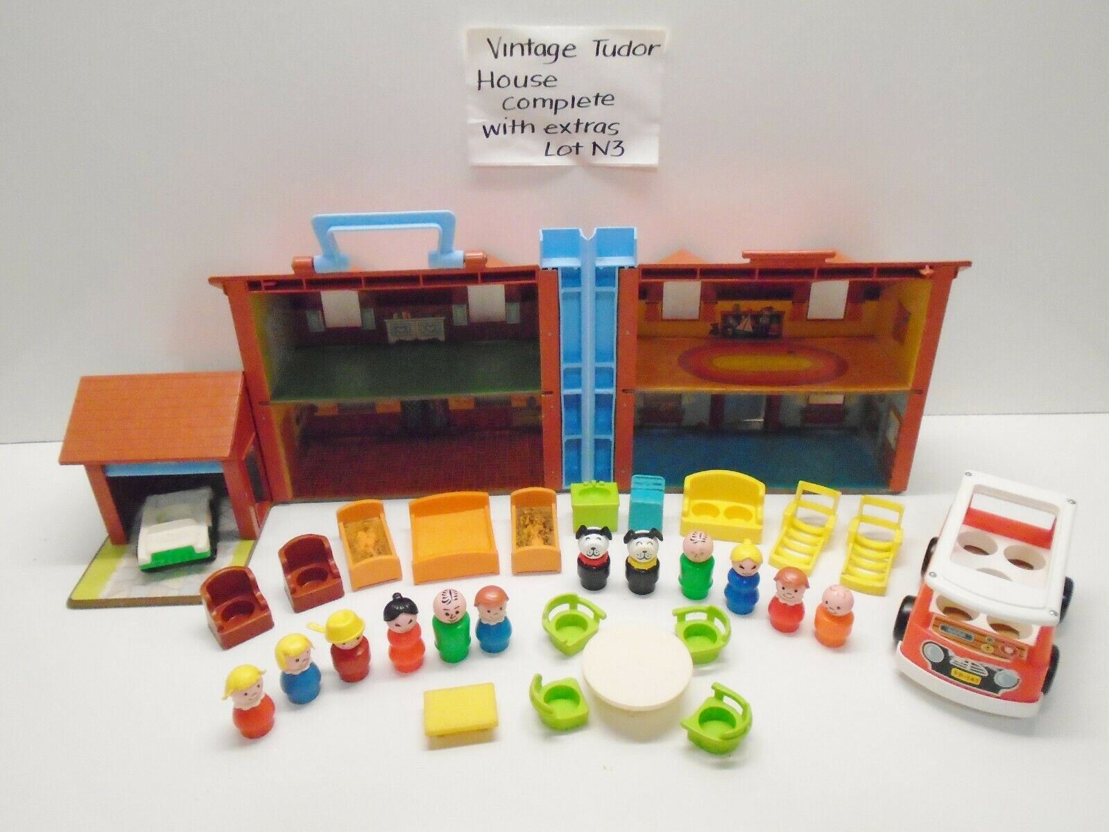 Vintage Fisher Price Little People Tudor House Complete With Extras #n3 Mini Bus