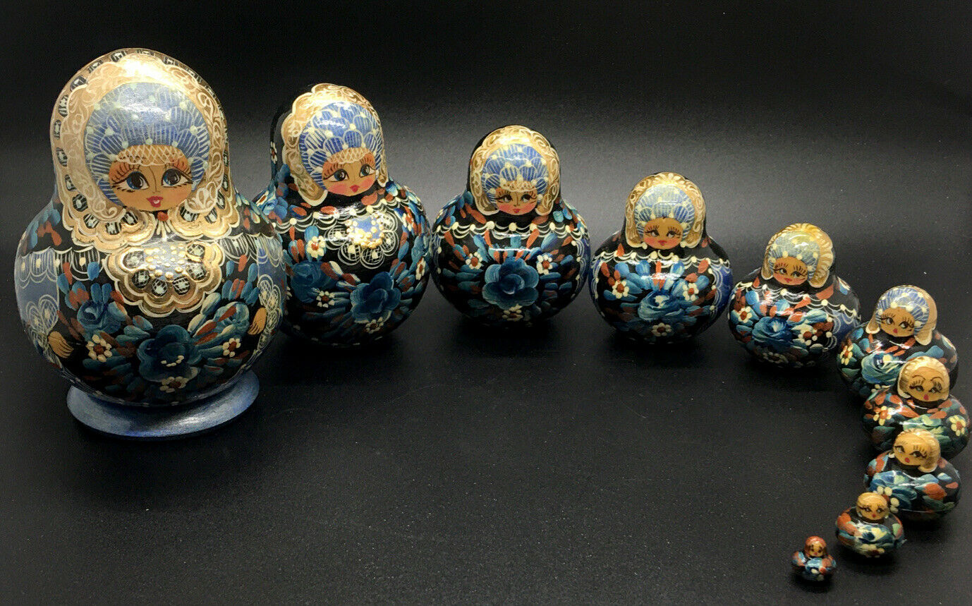 Vintage Signed Russian  Matryoshka. Nesting Dolls. 10 Pieces Signed Hand Painted