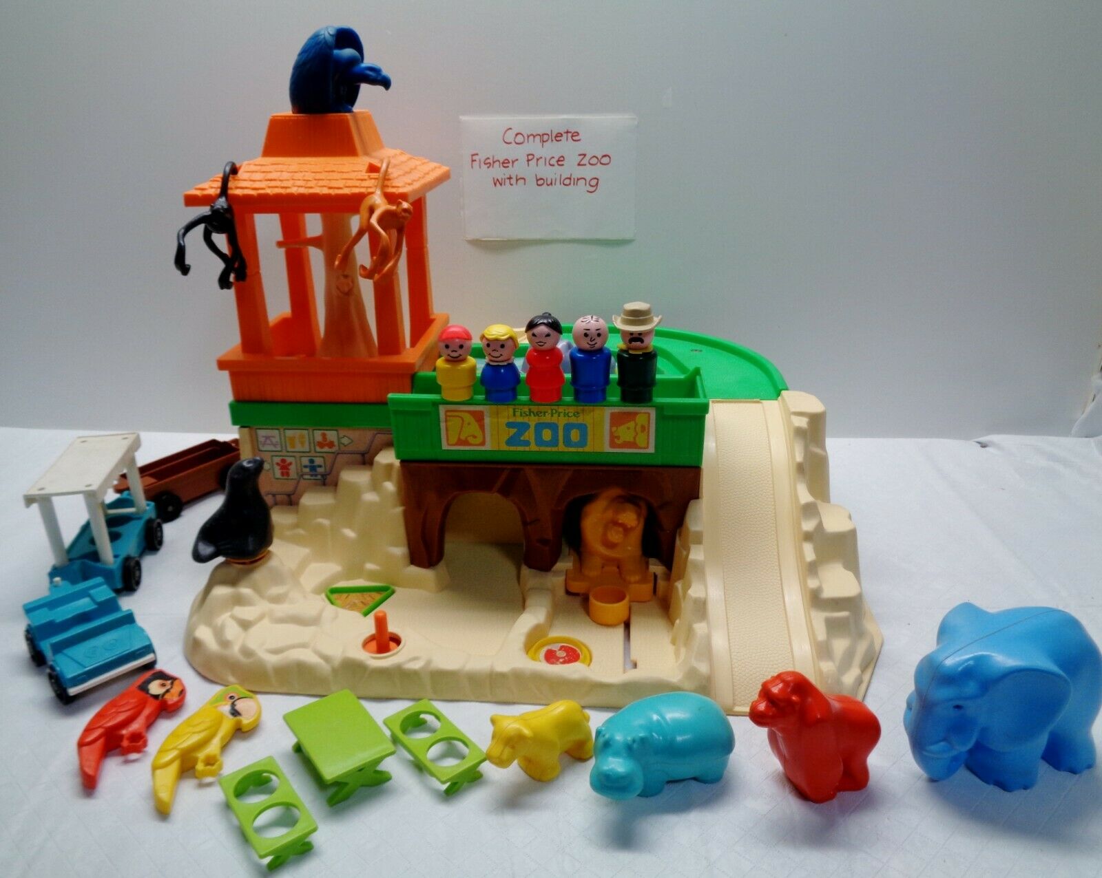 Vintage Fisher Price Little People Play Family Zoo Animals & Accessories 100%